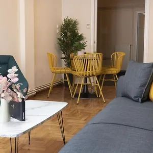  Apartament Houseloft White Tower Icon